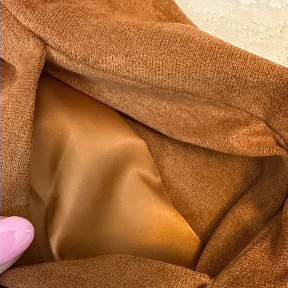 Commense Size Medium High-Waist Rust Brown Suede-Look Shorts with Gold Buttons - Picture 7 of 7